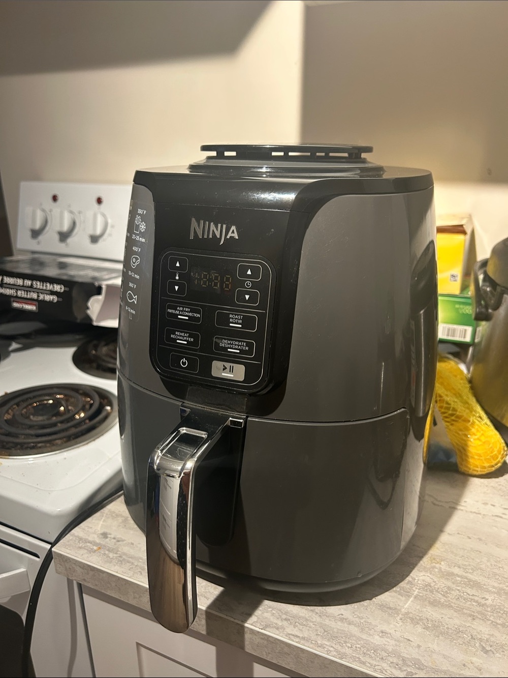 Ninja Air Fryer – Dark Gray & Black Finish